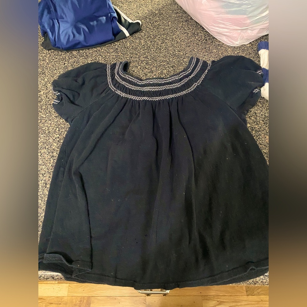 Old navy short sleeve cross stitch shirt